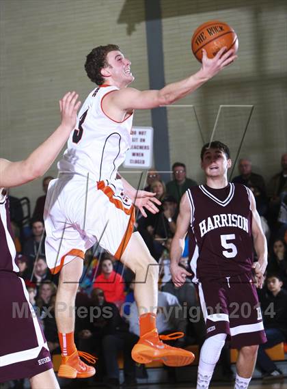 Thumbnail 3 in Harrison vs Mamaroneck (17th Annual Mamaroneck Sound Shore Classic) photogallery.