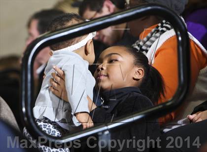 Thumbnail 3 in Harrison vs Mamaroneck (17th Annual Mamaroneck Sound Shore Classic) photogallery.