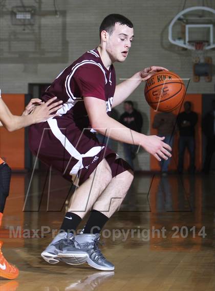 Thumbnail 2 in Harrison vs Mamaroneck (17th Annual Mamaroneck Sound Shore Classic) photogallery.