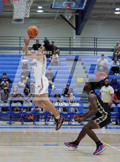 Thumbnail 3 in Moore Haven vs Port Charlotte (Wally Keller Classic) photogallery.