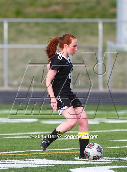 Thumbnail 1 in Berthoud @ Erie photogallery.