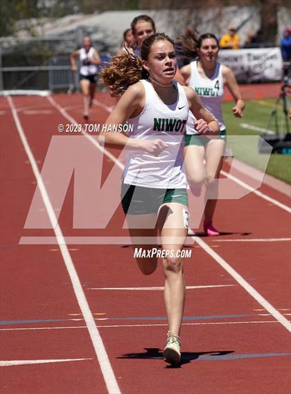Thumbnail 1 in Longs Peak League Meet photogallery.