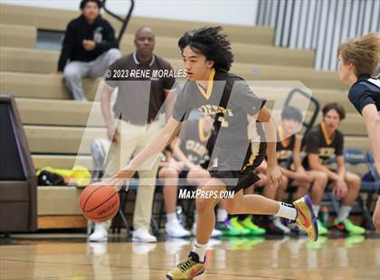 Thumbnail 1 in Crespi vs Alemany photogallery.