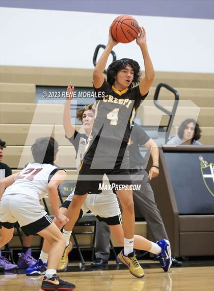 Thumbnail 1 in Crespi vs Alemany photogallery.