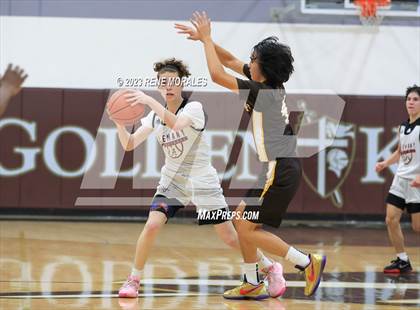 Thumbnail 3 in Crespi vs Alemany photogallery.
