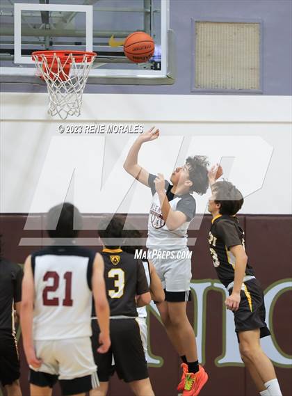 Thumbnail 2 in Crespi vs Alemany photogallery.