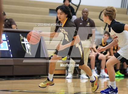 Thumbnail 3 in Crespi vs Alemany photogallery.