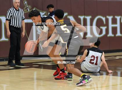 Thumbnail 1 in Crespi vs Alemany photogallery.