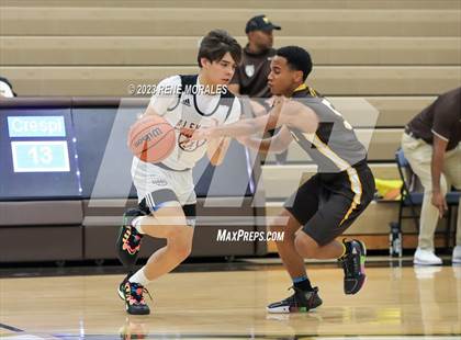 Thumbnail 2 in Crespi vs Alemany photogallery.