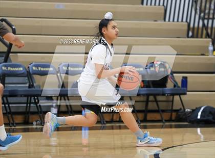 Thumbnail 1 in Crespi vs Alemany photogallery.
