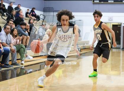 Thumbnail 2 in Crespi vs Alemany photogallery.