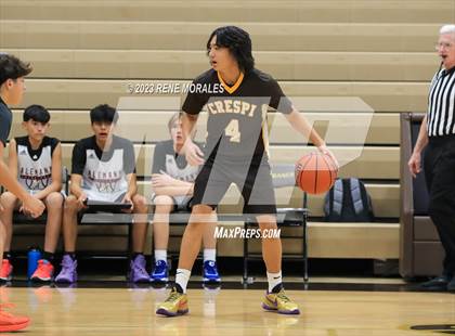 Thumbnail 1 in Crespi vs Alemany photogallery.
