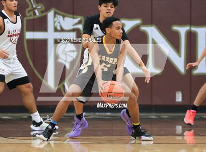 Thumbnail 3 in Crespi vs Alemany photogallery.
