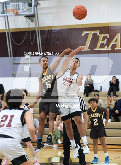 Thumbnail 1 in Crespi vs Alemany photogallery.