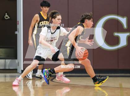 Thumbnail 1 in Crespi vs Alemany photogallery.