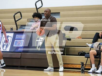 Thumbnail 1 in Crespi vs Alemany photogallery.