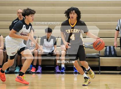 Thumbnail 3 in Crespi vs Alemany photogallery.