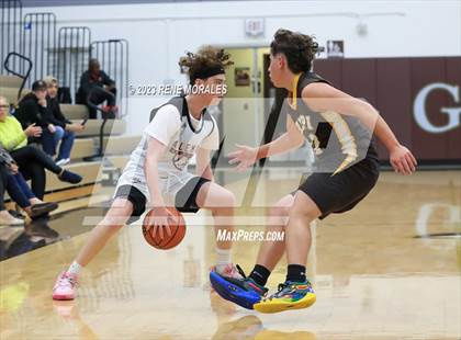 Thumbnail 2 in Crespi vs Alemany photogallery.