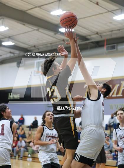 Thumbnail 2 in Crespi vs Alemany photogallery.