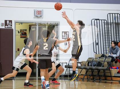 Thumbnail 2 in Crespi vs Alemany photogallery.