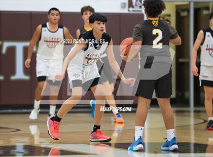Thumbnail 2 in Crespi vs Alemany photogallery.