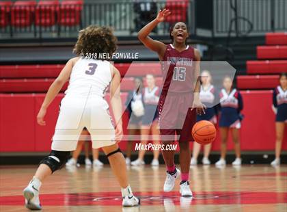 Thumbnail 2 in Lewisville vs. Allen (UIL 6A Bi-District Playoff) photogallery.