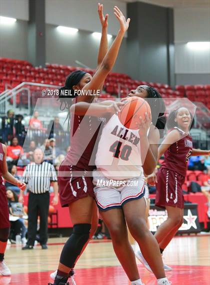 Thumbnail 2 in Lewisville vs. Allen (UIL 6A Bi-District Playoff) photogallery.