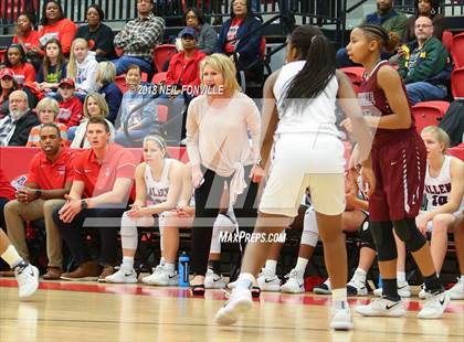 Thumbnail 2 in Lewisville vs. Allen (UIL 6A Bi-District Playoff) photogallery.