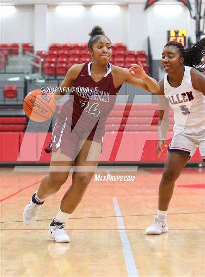 Thumbnail 3 in Lewisville vs. Allen (UIL 6A Bi-District Playoff) photogallery.