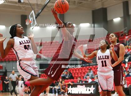 Thumbnail 2 in Lewisville vs. Allen (UIL 6A Bi-District Playoff) photogallery.