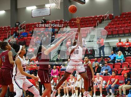 Thumbnail 1 in Lewisville vs. Allen (UIL 6A Bi-District Playoff) photogallery.