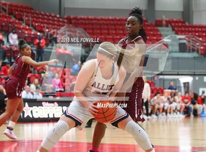Thumbnail 2 in Lewisville vs. Allen (UIL 6A Bi-District Playoff) photogallery.