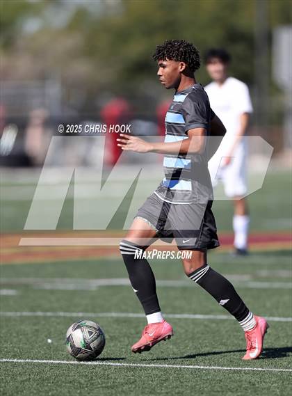 Thumbnail 1 in Sahuaro vs Mica Mountain (Brandon Bean Soccer Tournament) photogallery.