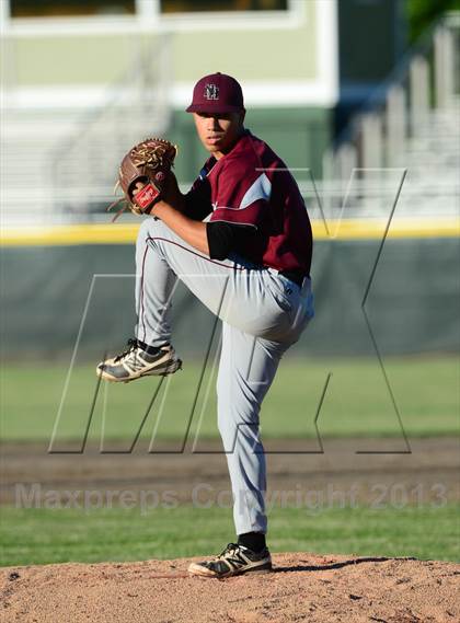 Thumbnail 2 in North Haven vs. New Canaan (CIAC Class L Semifinal) photogallery.