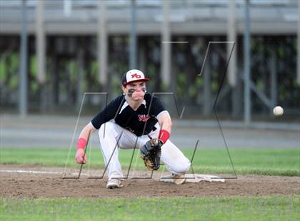Thumbnail 3 in North Haven vs. New Canaan (CIAC Class L Semifinal) photogallery.