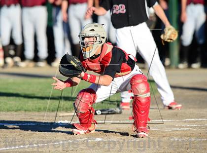 Thumbnail 2 in North Haven vs. New Canaan (CIAC Class L Semifinal) photogallery.