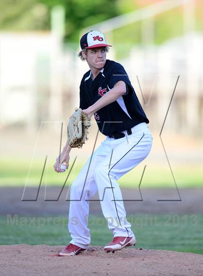 Thumbnail 2 in North Haven vs. New Canaan (CIAC Class L Semifinal) photogallery.