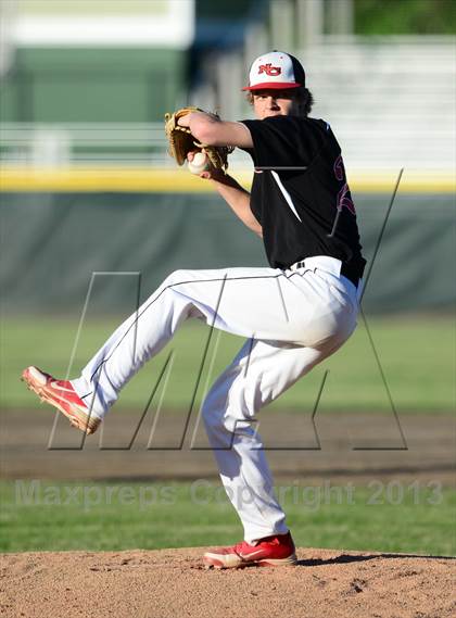 Thumbnail 2 in North Haven vs. New Canaan (CIAC Class L Semifinal) photogallery.
