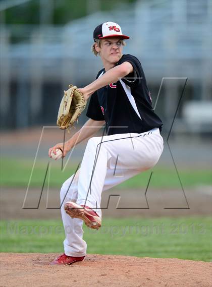 Thumbnail 2 in North Haven vs. New Canaan (CIAC Class L Semifinal) photogallery.