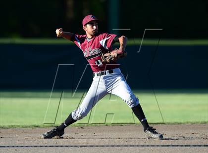 Thumbnail 2 in North Haven vs. New Canaan (CIAC Class L Semifinal) photogallery.