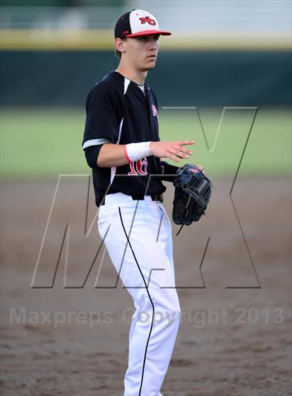 Thumbnail 2 in North Haven vs. New Canaan (CIAC Class L Semifinal) photogallery.
