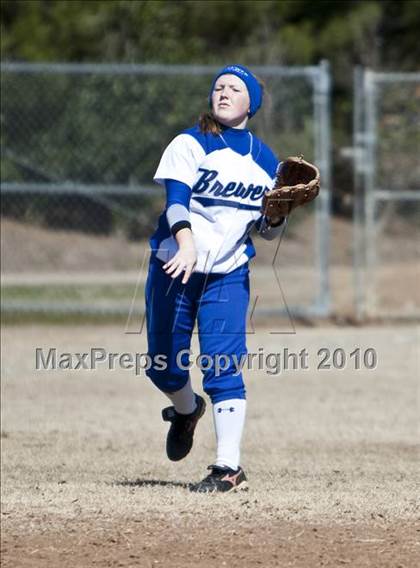 Thumbnail 3 in Brewer vs. North Crowley (Brewer Tournament) photogallery.