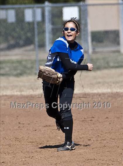 Thumbnail 3 in Brewer vs. North Crowley (Brewer Tournament) photogallery.