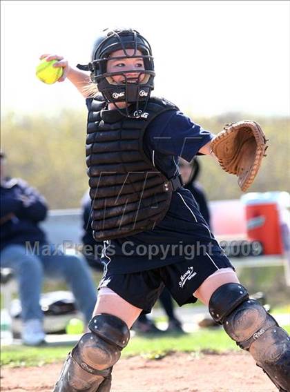 Thumbnail 2 in St. Mary's vs Dunkirk (12th Depew Tournament) photogallery.