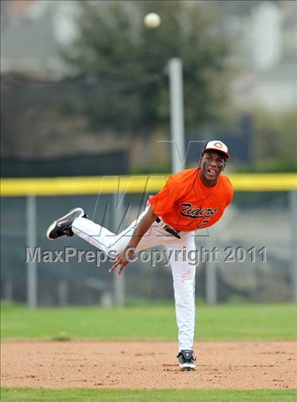 Thumbnail 3 in Cooper vs Commerce (Farmersville Tournament) photogallery.