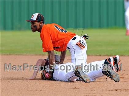 Thumbnail 1 in Cooper vs Commerce (Farmersville Tournament) photogallery.