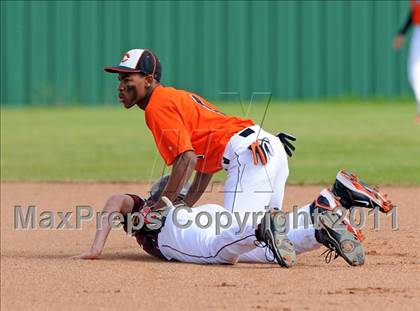Thumbnail 3 in Cooper vs Commerce (Farmersville Tournament) photogallery.