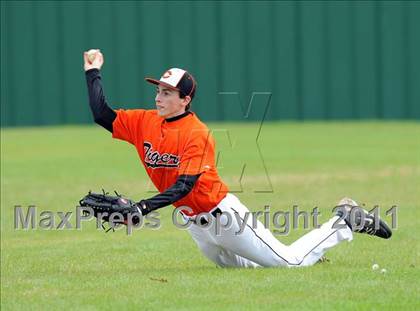 Thumbnail 3 in Cooper vs Commerce (Farmersville Tournament) photogallery.