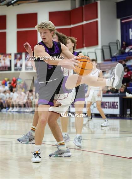 Thumbnail 3 in Riverton @ Herriman photogallery.