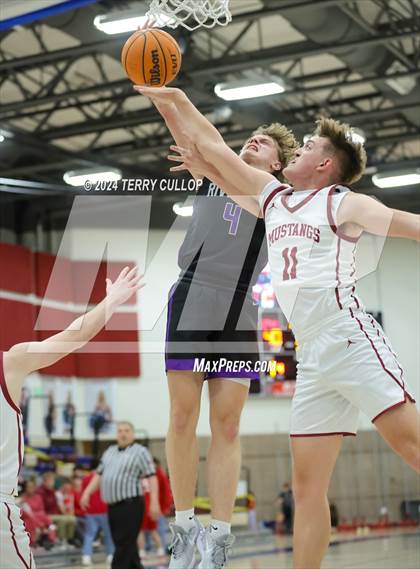 Thumbnail 3 in Riverton @ Herriman photogallery.